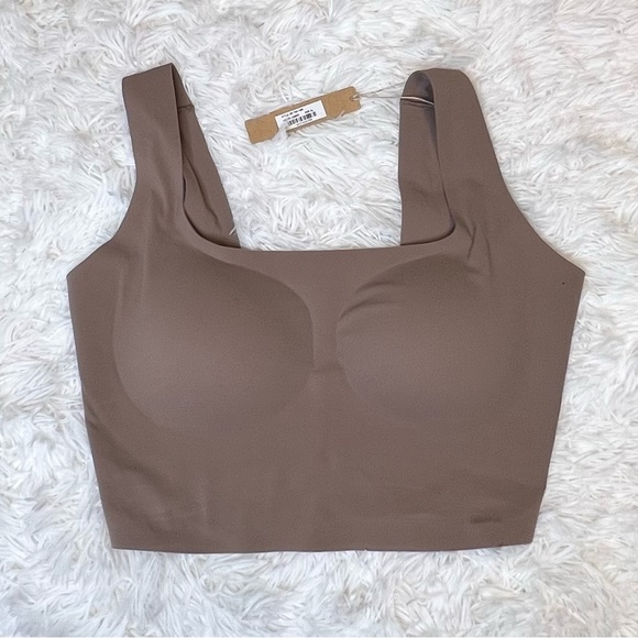 SKIMS Naked Scoop Longline Bra in Umber - Picture 7 of 10